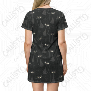 Women’s Gothic T-Shirt Dress - Black Cat Design: Dark and Stylish Apparel for Alternative Fashion Enthusiasts