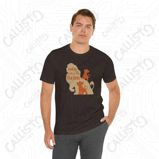 Men’s ’Dad You’re the King’ Lion and Cubs Graphic Shirt: Celebrate Fatherhood with this Majestic and