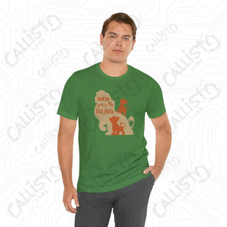 Men’s ’Dad You’re the King’ Lion and Cubs Graphic Shirt: Celebrate Fatherhood with this Majestic and