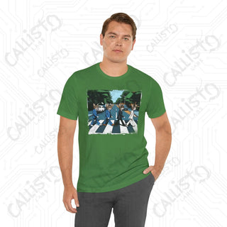 Men’s Humorous Shirt: Funny Cats Crossing the Street Design - Quirky Tee for Cat Lovers and Humor Enthusiasts - T-Shirt