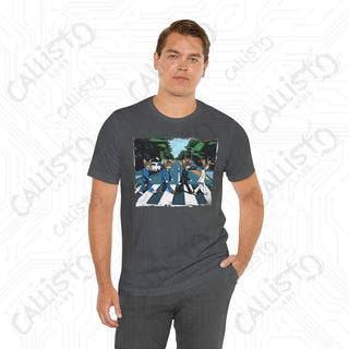 Men’s Humorous Shirt: Funny Cats Crossing the Street Design - Quirky Tee for Cat Lovers and Humor Enthusiasts - T-Shirt